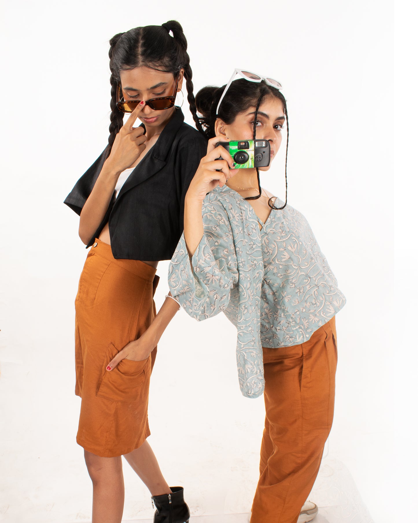 Brown cargo skirt with pockets
